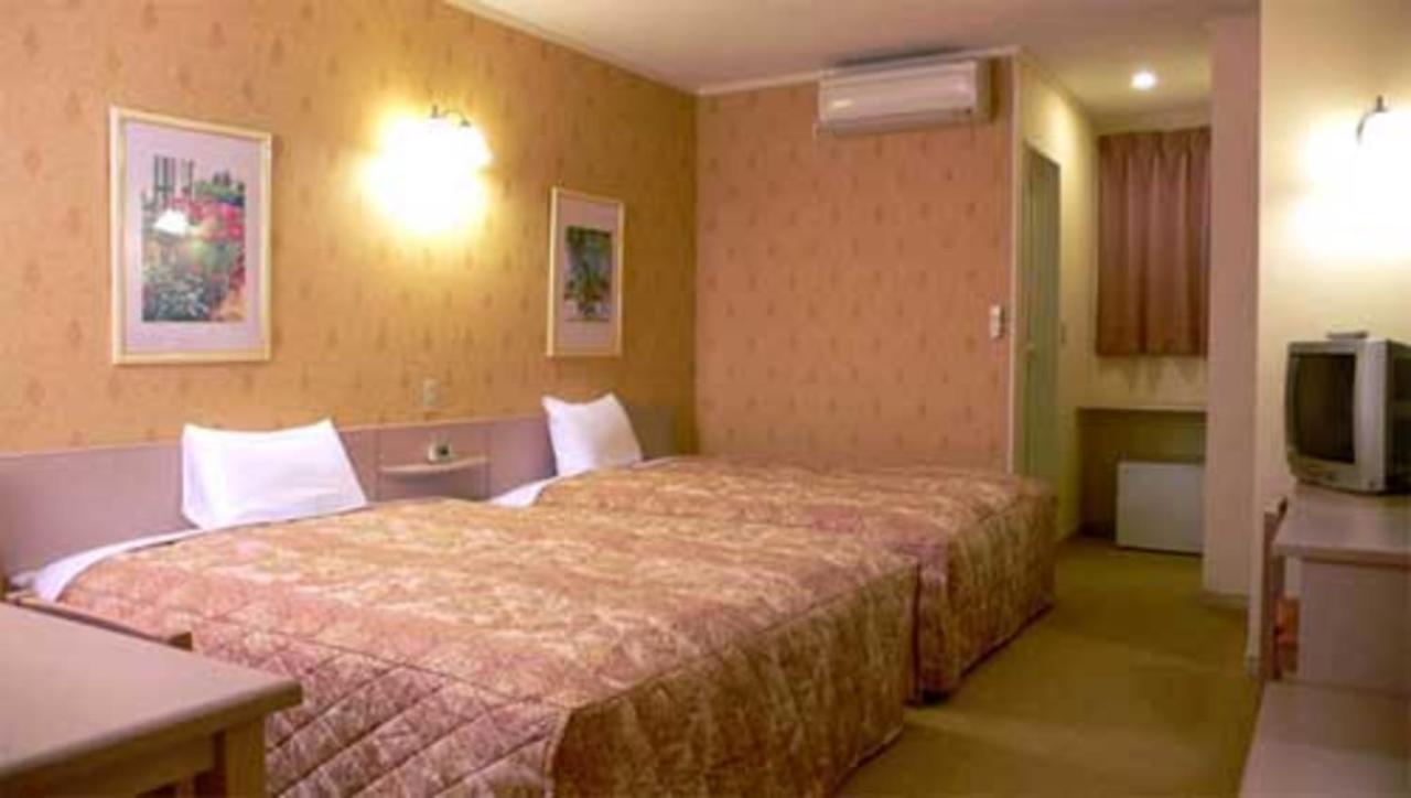 Motel Family Hatagoya Tokyo Shinkiba 2*